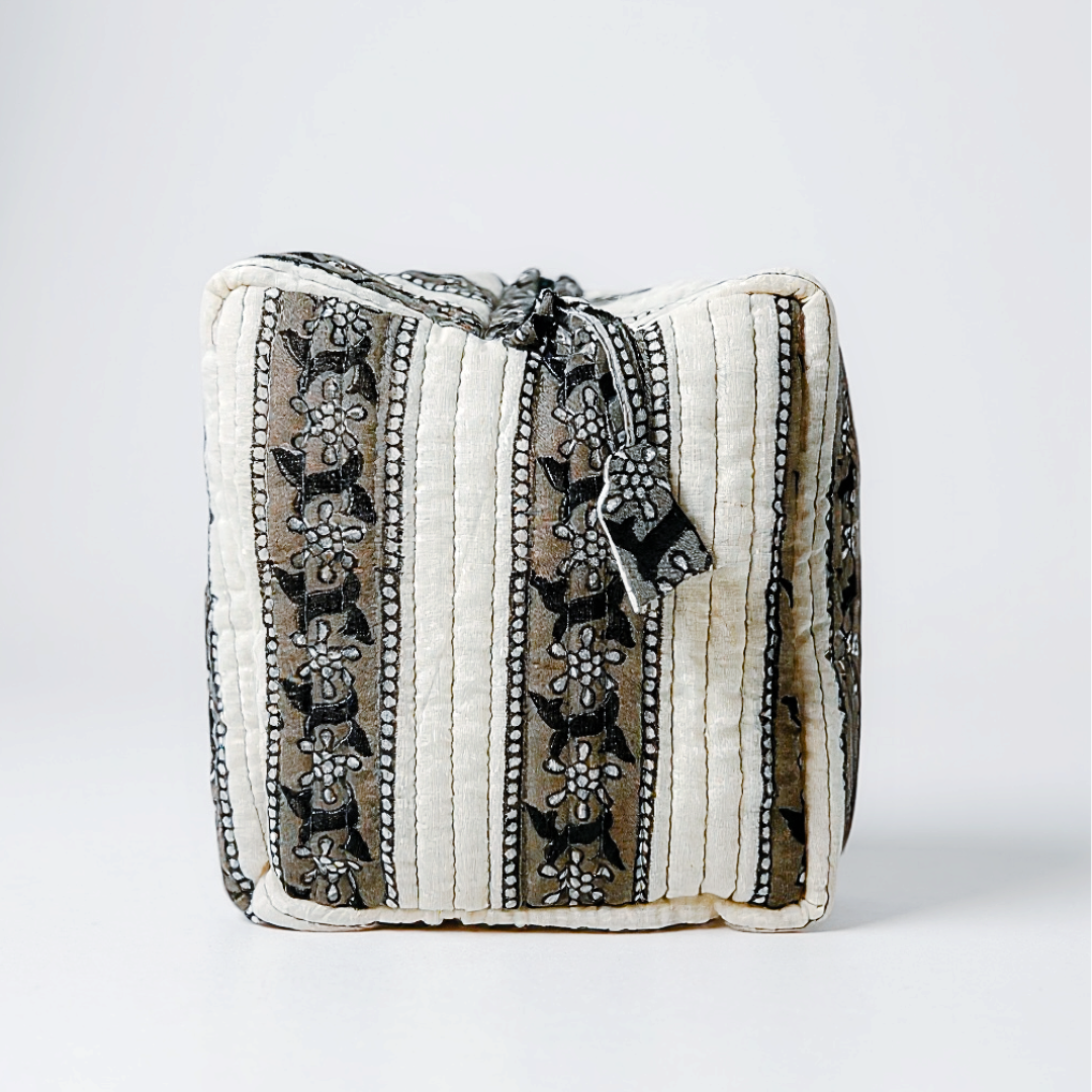 TROUSSE JAIPUR L : Shanti